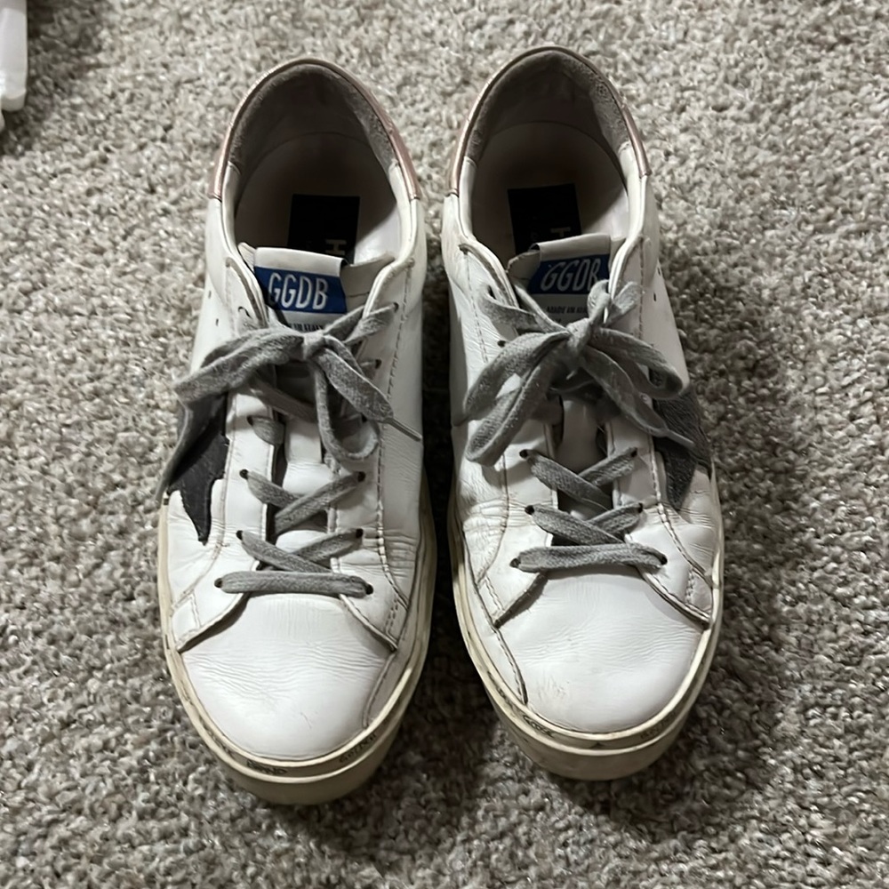 EUC Golden Goose Hi Star